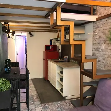 Apartment Uelloi *